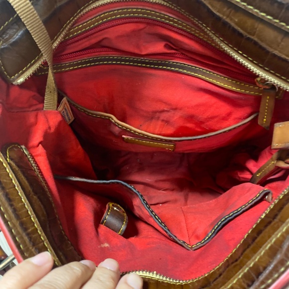 Dooney and  Bourke’s   Brown Croc Embossed Leather  Shoulder Bag . - Picture 11 of 12